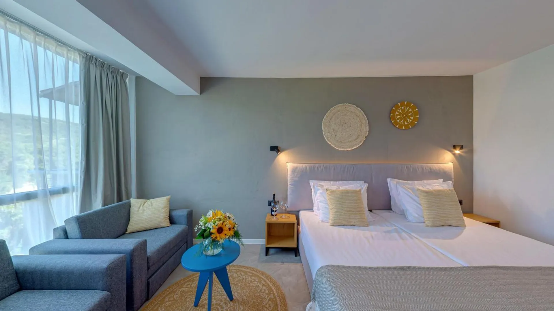 Hotel Excelsior Sables d'or 4*,